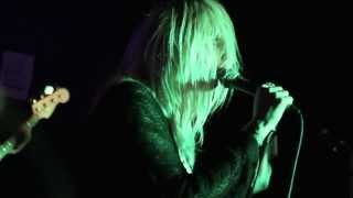 WHITE LUNG - "Take The Mirror" (BLANKET FORT LIVE @ Hard Luck Bar)