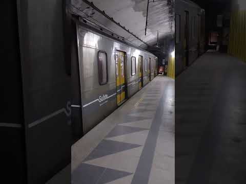 Subte Línea D Alstom 300 Saliendo de Tribunales #argentina #buenosaires #metro #subte