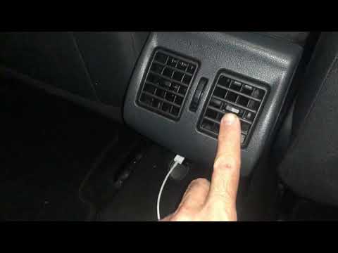 Arrumar grade difusores de Ar traseiros - Renault Fluence