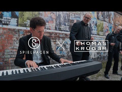 SPIELHAGEN feat. Thomas Krüger "Mr. Pianoman" - "CASTLES", Freya Ridings Cover [STREET GIG]