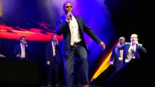 Straight No Chaser Chicago 12/17/16: Sitting on the Dock of the Bay / Proud Mary