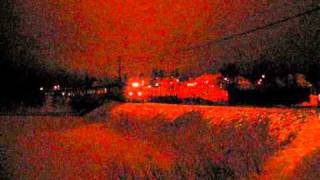 preview picture of video '[SJ] Nattåg Night train passing Ockelbo at night.'