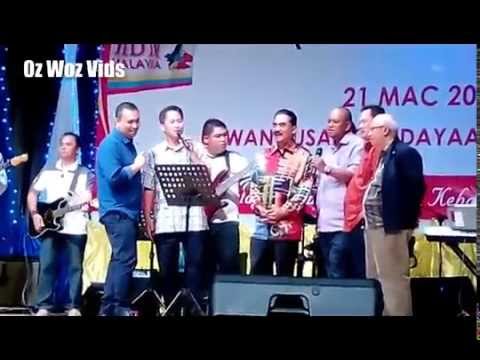 KDM MALAYSIA PRESIDENT N VIP SINGING A SLAM SONG
