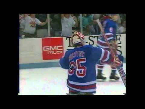 Mark Messier guarentees victory