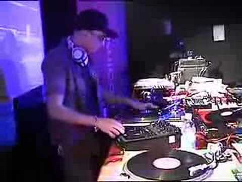 John Type - Show Trailer - ITF Italy 2006