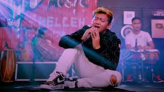 Download lagu Ojo di banding bandingke-Denny caknan || Lyric studios mp3