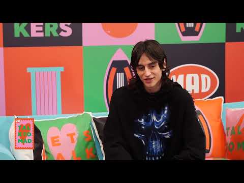 O newcomer Ckye στο Talk To Mad με την Ιλένια Ουίλιαμς