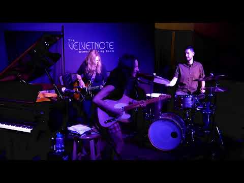 The Molly Miller Trio Wednesday, August 31st 2022