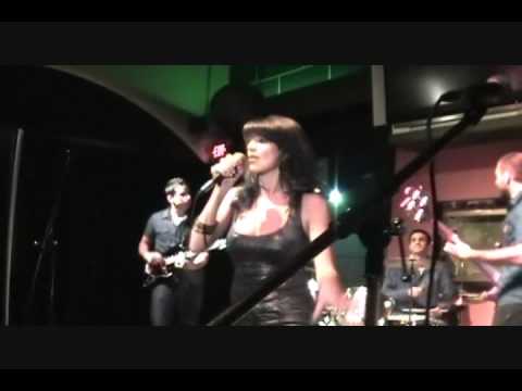 I Will Survive by Gloria Gaynor (cover band) - Sarah Giordano - LIVE