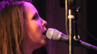 Lydia Salnikova - "My House Isn't Old", live on Scruffy City Ramble