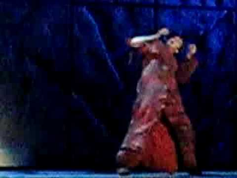 Giò Di Tonno: DIO, MA QUANTO E' INGIUSTO IL MONDO