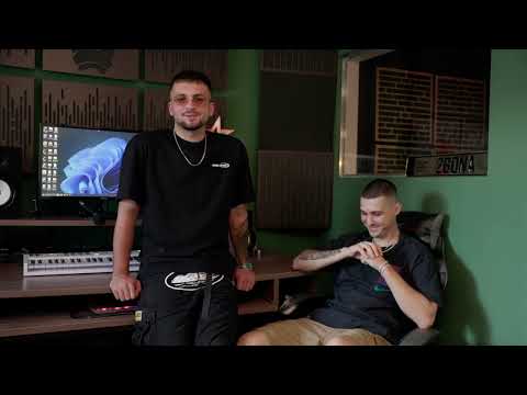 VE NOSIME KAJ 2 BONA VO STUDIO I VI OTKRIVAME KAKO IZGLEDA PROCESOT NA SOZDAVANJE MUZIKA