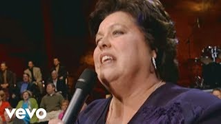 Sue Dodge - There Shall Be Showers of Blessing [Live]