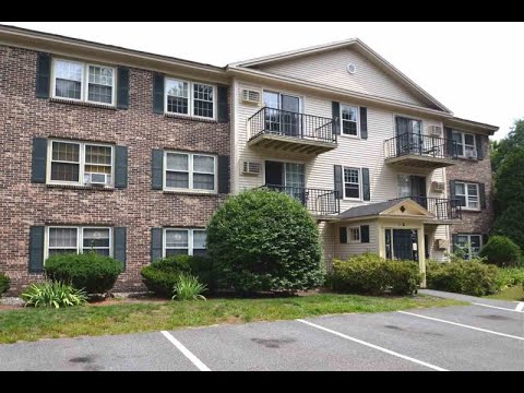 1 Bittersweet Rd #12, Nashua, NH 03060