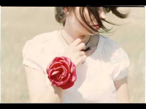 Simona Martausová - V pouličných kaviarňach