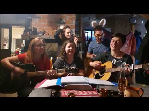 Cati Vişinescu, Iulia, Ana Teodora - Tron în Apuseni (cântec de munte)