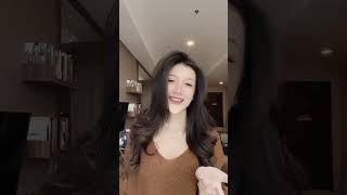 Download lagu Pertama kali shorts mp3