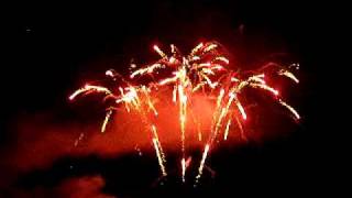 preview picture of video 'Labour Day Fireworks Berwick Nova Scotia 2009'