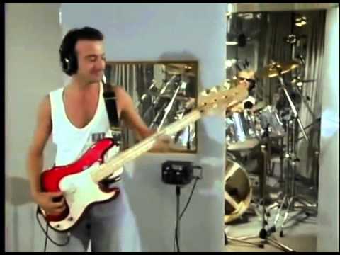 Queen - One dump, one turd, two tits, John Deacon