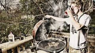 Asher Roth - G.R.I.N.D. (Get Ready It&#39;s a New Day) - Full / CDQ / NO DJ
