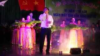 preview picture of video 'Hồ Chí Minh đẹp nhất tên người ( biểu diễn đội văn nghệ quần chúng xóm Phú Cường xã Triệu Lộc )'
