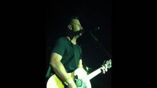 David Nail &quot;Strangers on a Train&quot;