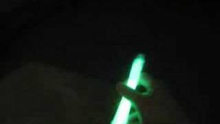 Glowsticking.com Tutorials - Heli Toss