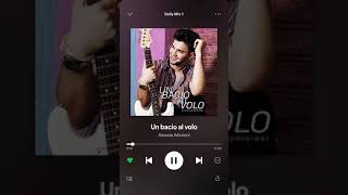 Alessio Mininni - Un bacio a volo!😘