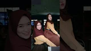 Download lagu hijab goyang#short #shorts #shortsbeta #shortsvideo #viral #tiktokvideo #video #gununggede  #fyp mp3