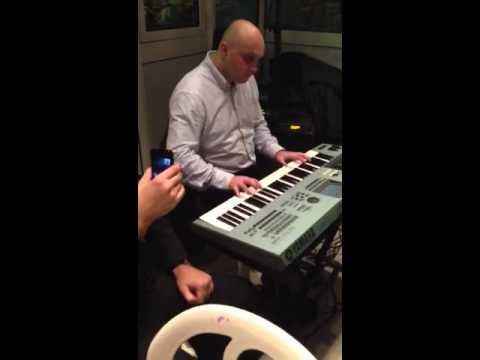 aca cergar goran gorila u parizu