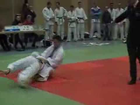 Judo 2014 Bezirksliga 1. Kampftag -73 J. Meinel (JC Freising) vs. Anders Chucholowski (Blue Hornets)