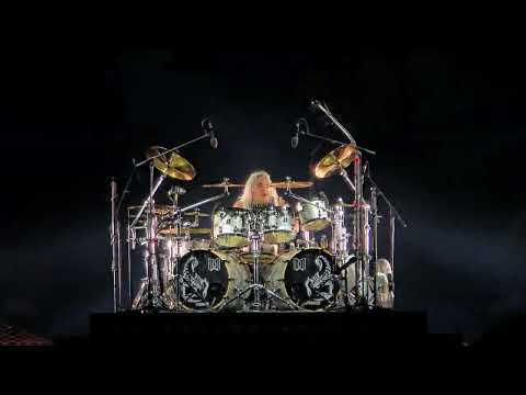 SCORPIONS - DRUM SOLO by Mickey Dee (Live in Hannover, Heinz von Heiden Arena - 60 Jahre Scorpions)