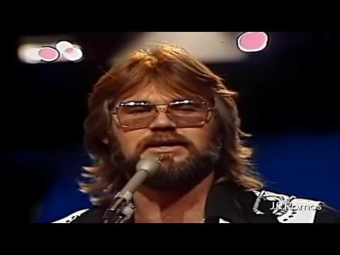 Kenny Rogers & The First Edition - Ruby, dont take your love to town