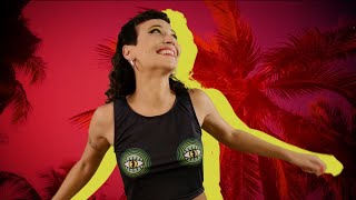 Al Dia Music Video