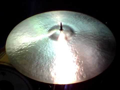 22 Kontroversial Ride, 2370g - Hancrafted cymbals by Craig Lauritsen