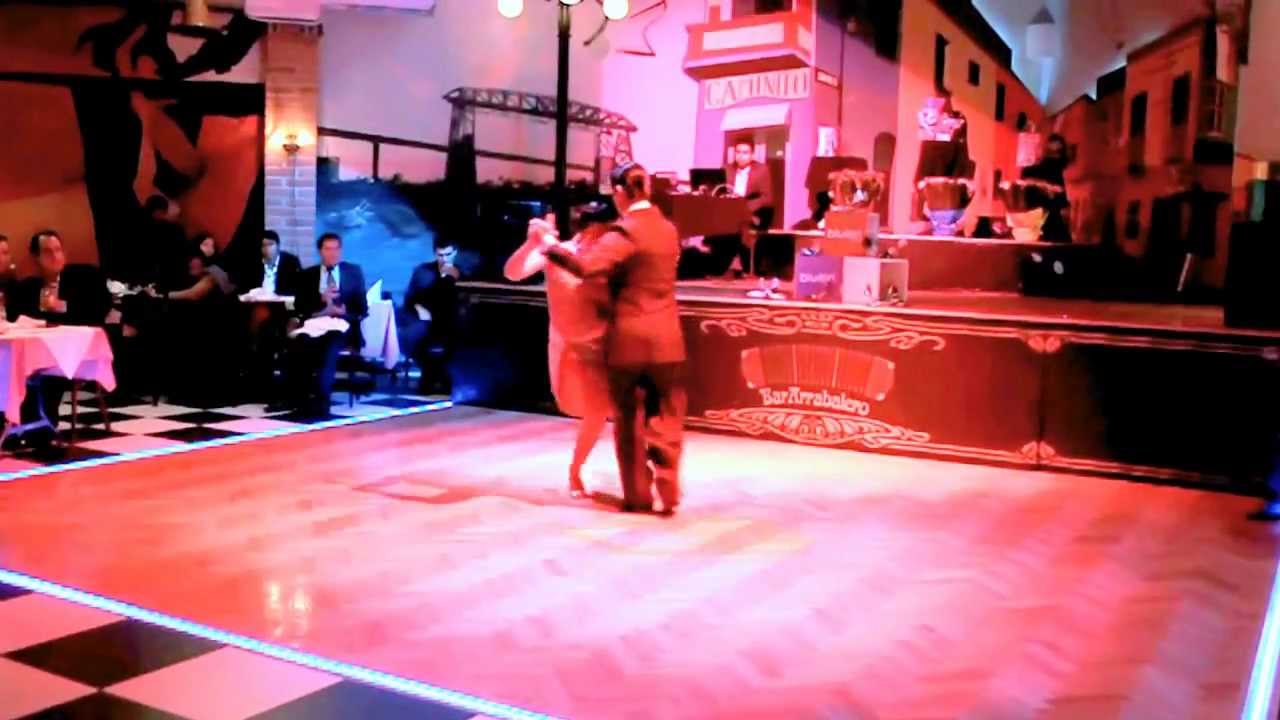 Edwin Espinosa & Alexa Yepes - Mala junta