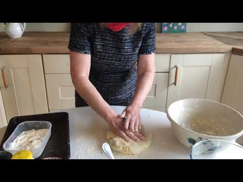 Traditional Irish Scones Recipe☘️