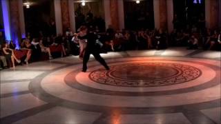 Esibizione di  Chloe Theodoropoulou  e Dionisis Theodoropoulos al Naples International Tango Festiva