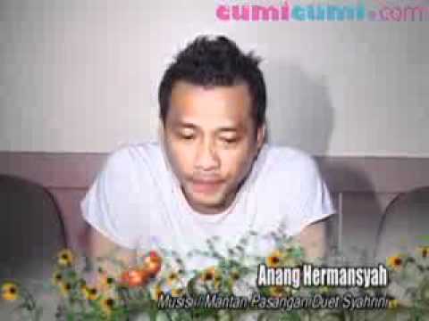 Dimana Anang Ketika Syahrini Berduka? - CumiCumi.com