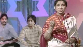 Download lagu Asha Bhosle Live 'In Aankhon Ki Masti' at BBC Studio mp3