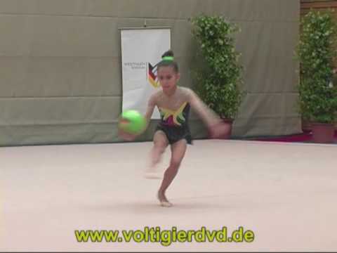 ICC 2009 - AK5 Ball 02 - Anora Davlyatova