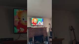 Download lagu Daniel tiger’s neighborhood daniel’s birthday daniel’s picnic mp3