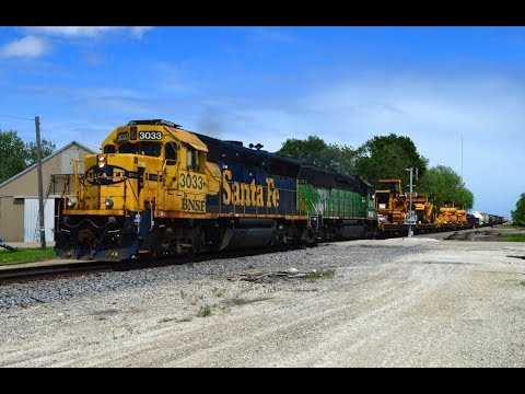 Classic BNSF EMD's And Other Power On The Peoria Sub L CHI107 M GALPEI M PEIGAL  2015