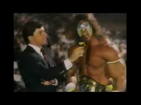 Honky Tonk Man attacks The Ultimate Warrior (WWF 1988)