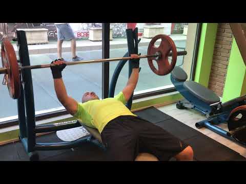 Bench pressing 70kg