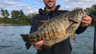 New PB Smallmouth Bass!!! Lake Ontario/St. Lawrence River (ft. SmallmouthCrush)