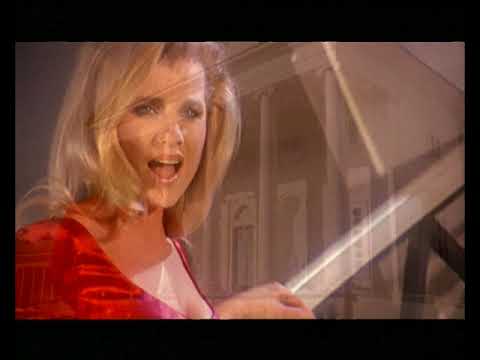 Leona Machálková - Zatmění (official video)