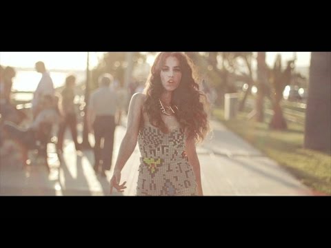Клип Katerina Stikoudi - Mi