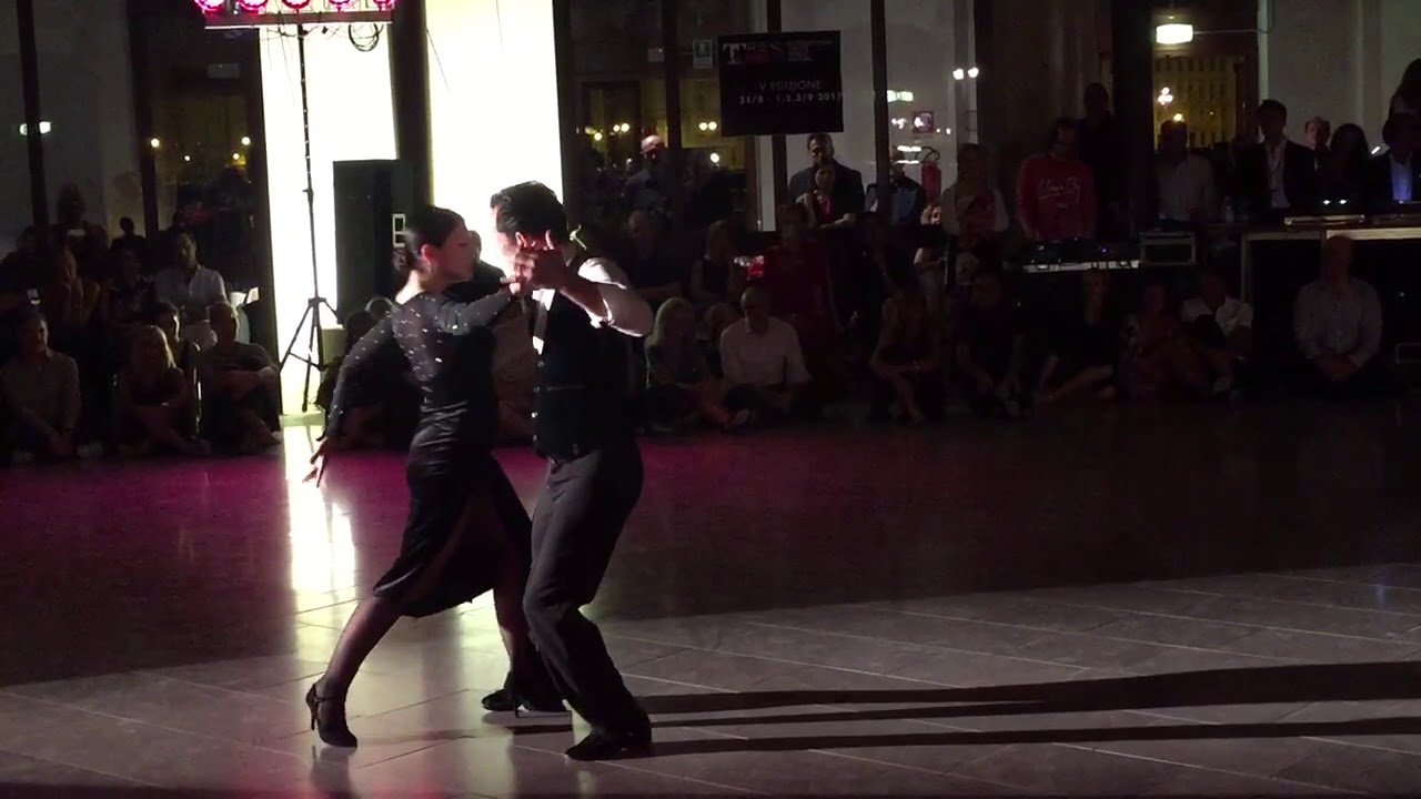 Ezequiel Paludi y Geraldin Rojas 2/5
