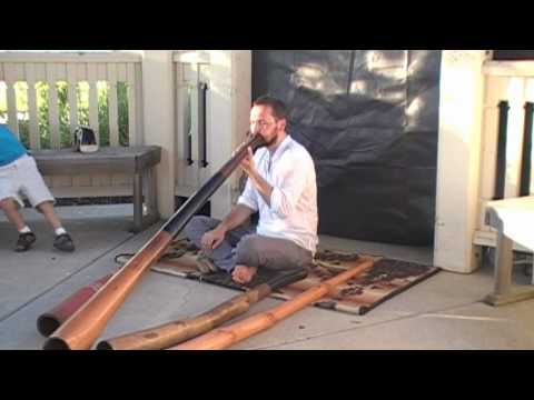Ondrej Smeykal - Indianska, A true Didjeridoo Master! 7/25/10